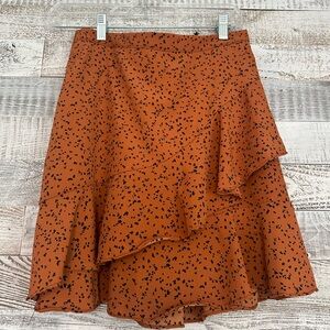 Orange and black mini skirt 
Size: M 
Brand: Altar’d State